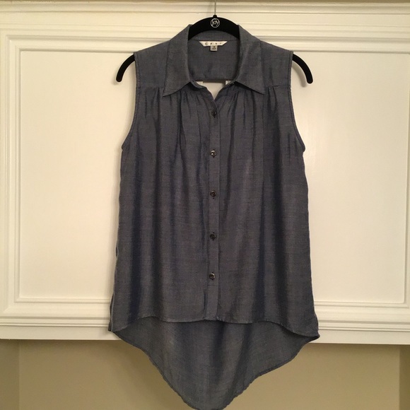 CAbi Tops - CAbi Sleeveless Chambray {Style 387}